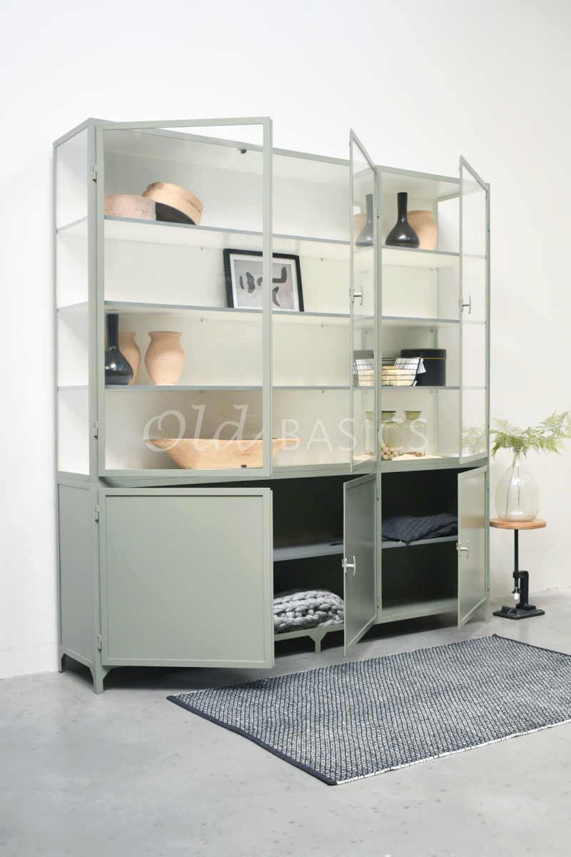 Detail van Apothekerskast Demi, 3 deuren, RAL7033, groen, grijs, materiaal staal